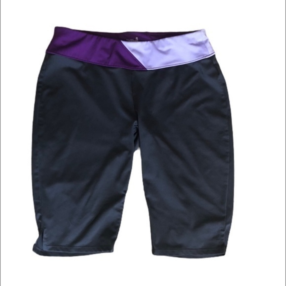 Old Navy size s, go out get active short Capri